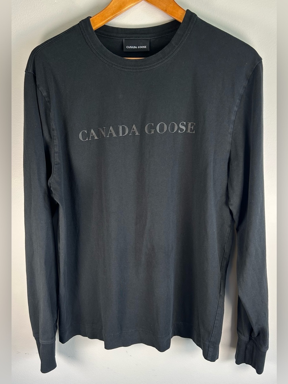 Canada Goose Gladstone Staff Uniform Crewneck T-shirt Mens S Unisex Big Logo